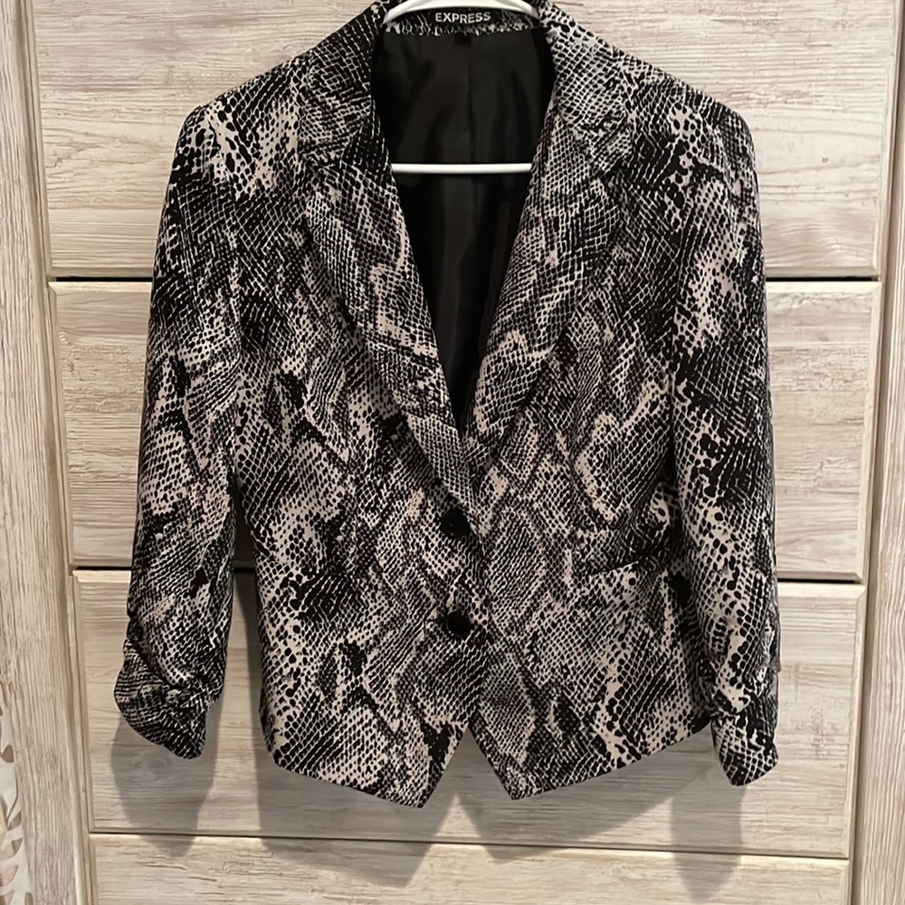 Express Collection Python Print Blazer - image 6
